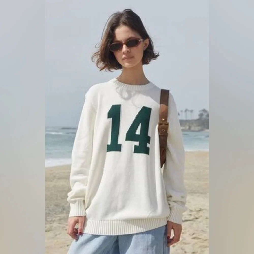 John Galt x Brandy Melville White & Forest Green Nico 14 Sweater - Picture 2 of 2